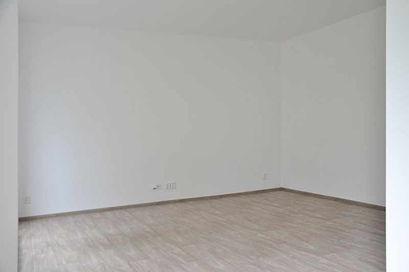 Pronájem bytu 2+kk 64 m² – fotografie 4