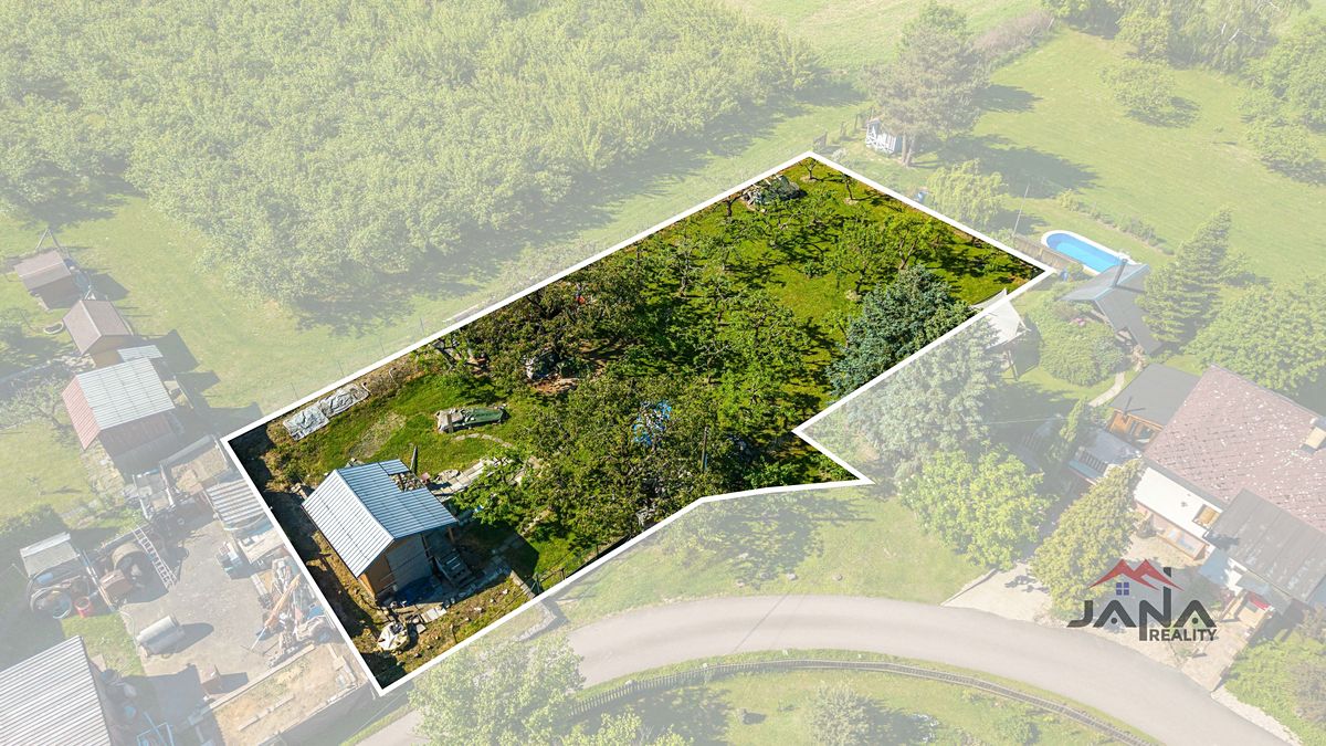 Prodej stavebního pozemku 1201 m² – fotografie 2