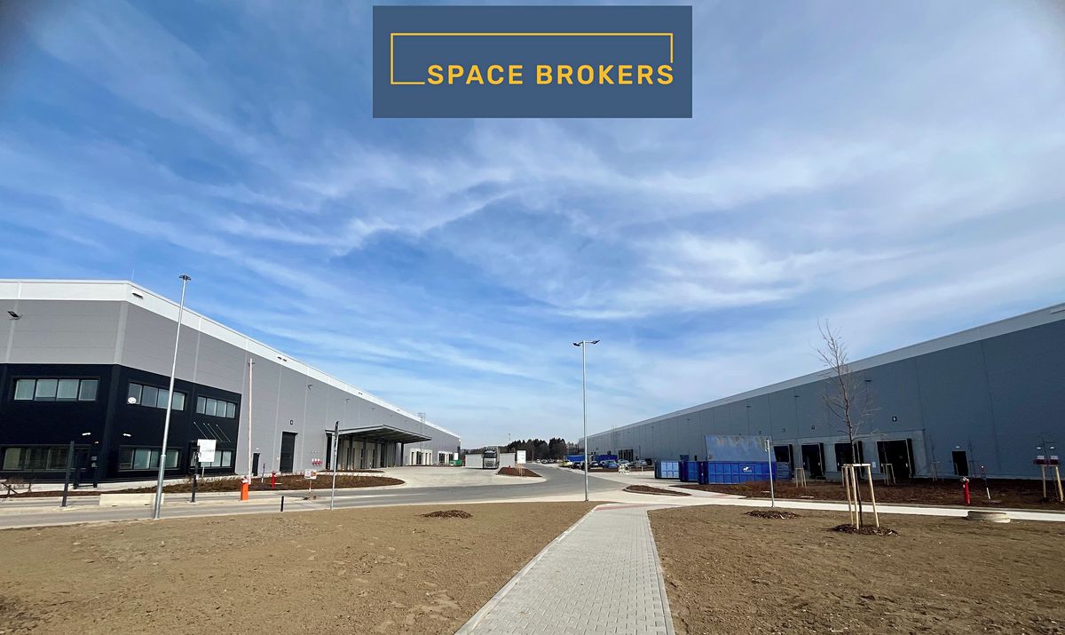Pronájem skladového prostoru 9500 m²