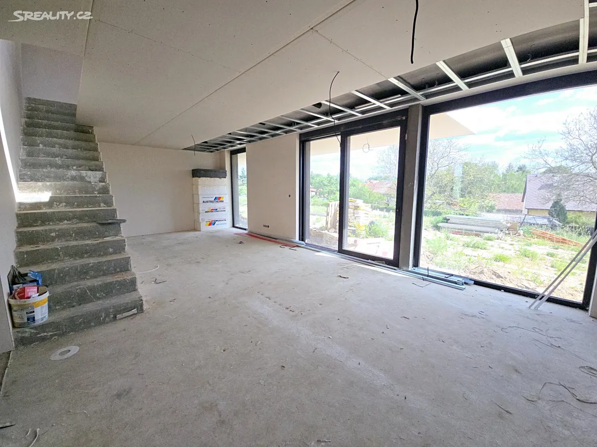 Prodej rodinného domu 150 m², pozemek 301 m² – pohled 2