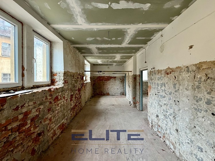 Pronájem komerčního prostoru, 88 m² (4 z 21)