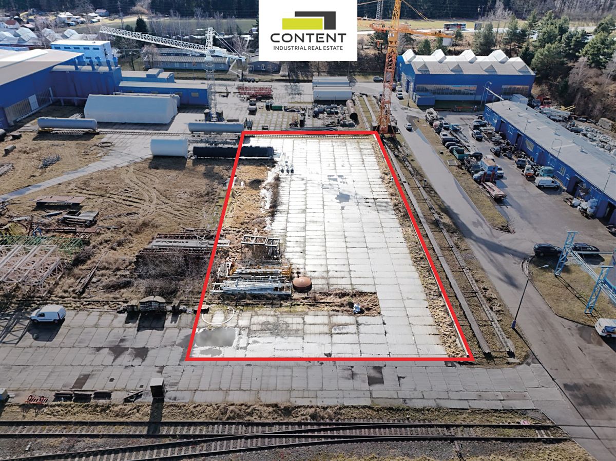 Pronájem komerčního pozemku 1500 m²