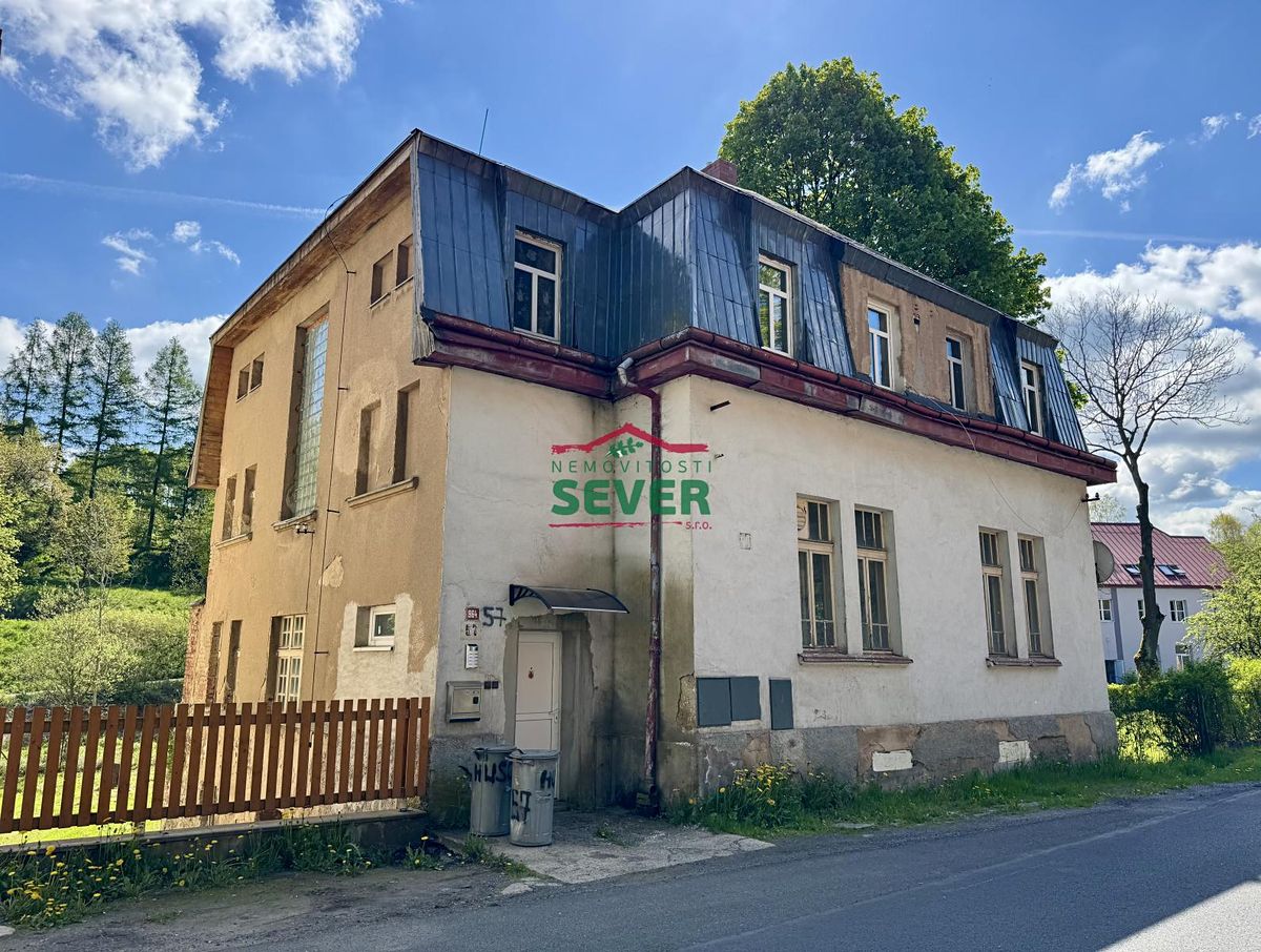 Prodej vícegeneračního domu 450 m², pozemek 162 m²