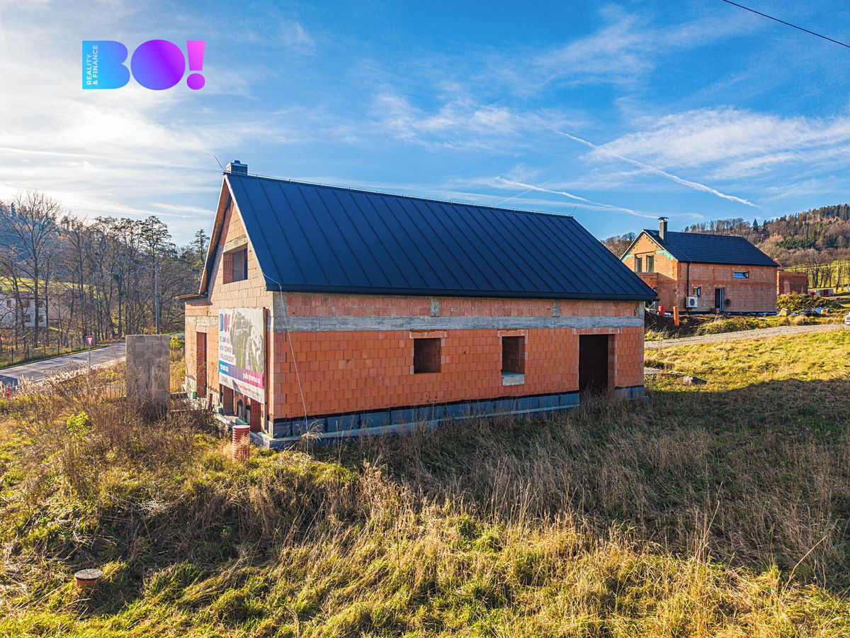 Prodej rodinného domu 144 m², pozemek 1303 m² – fotografie 3