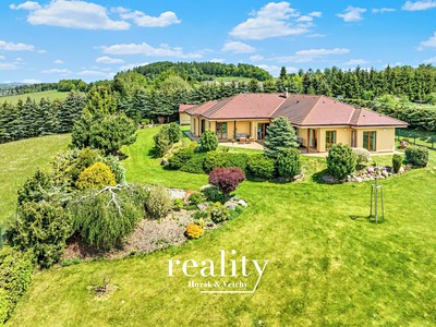 Prodej  rodinného domu 178 m², pozemek 2 692 m²