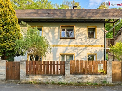 Prodej  rodinného domu 217 m², pozemek 347 m²