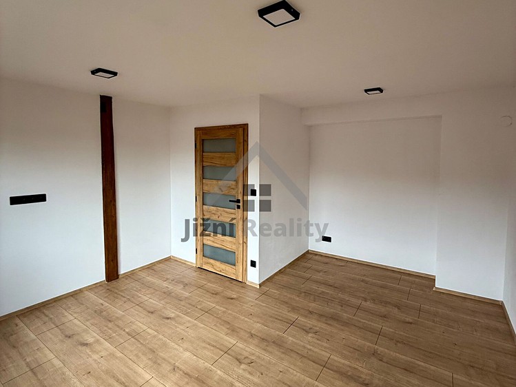 Квартира 3+kk на продаж, 73 м² (7 з 12)