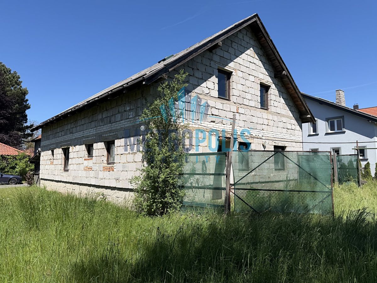 Prodej rodinného domu 160 m², pozemek 1147 m² – fotografie 5