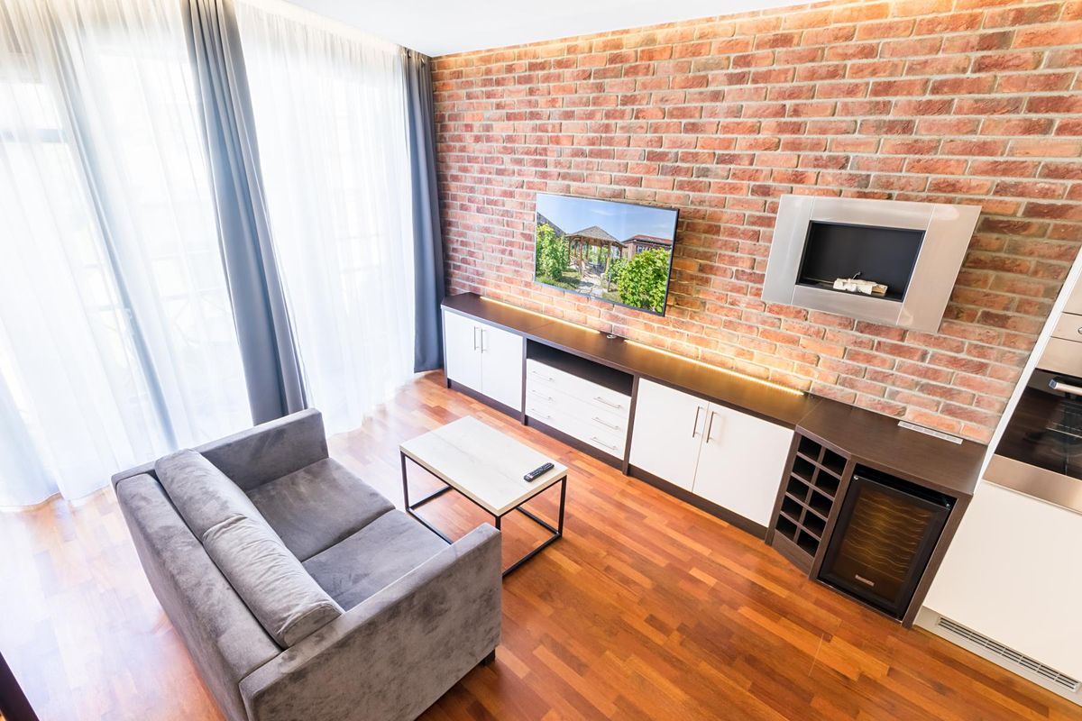 Pronájem bytu 2+kk 45 m² – fotografie 2