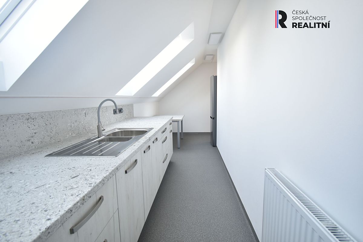 Pronájem bytu 3+1 77 m²