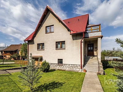 Prodej  rodinného domu 262 m², pozemek 868 m²