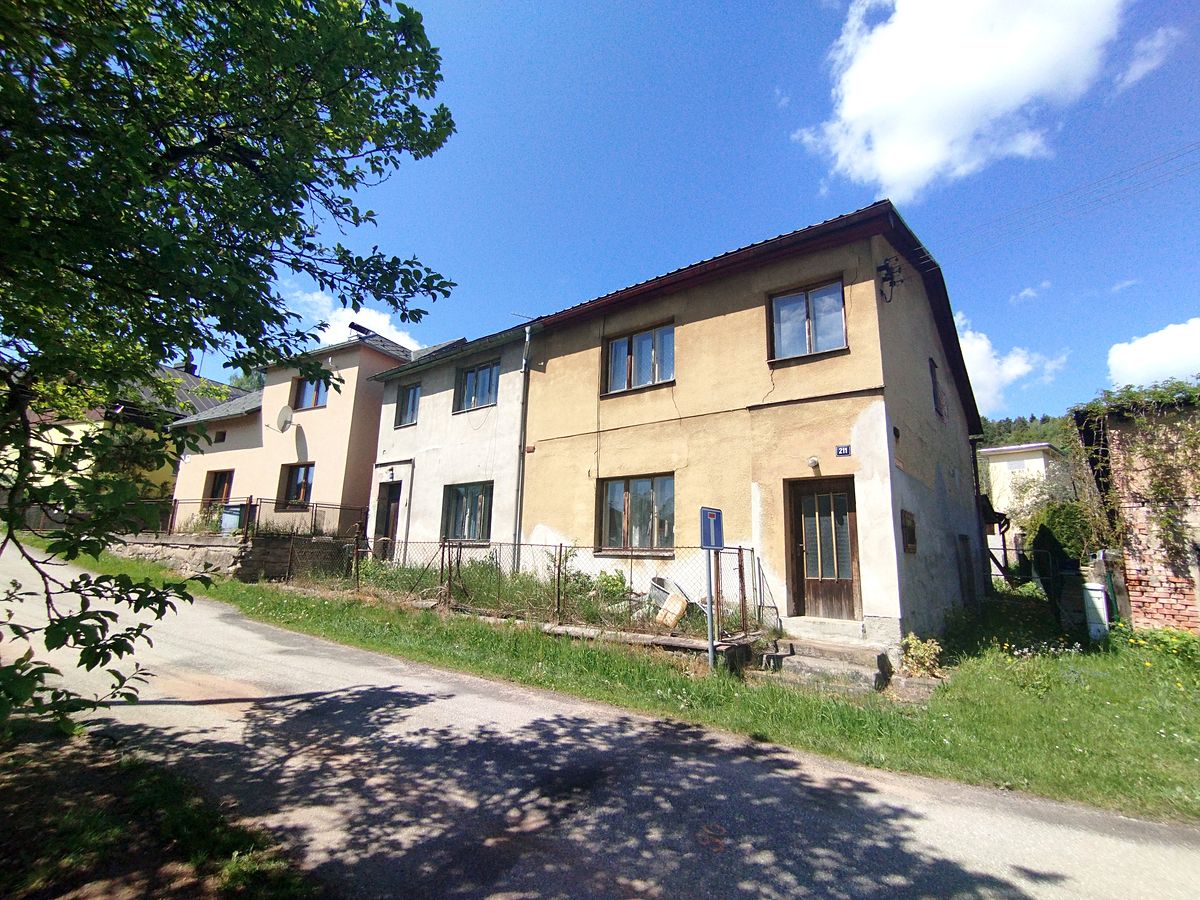 Prodej rodinného domu 160 m², pozemek 240 m² – fotografie 3