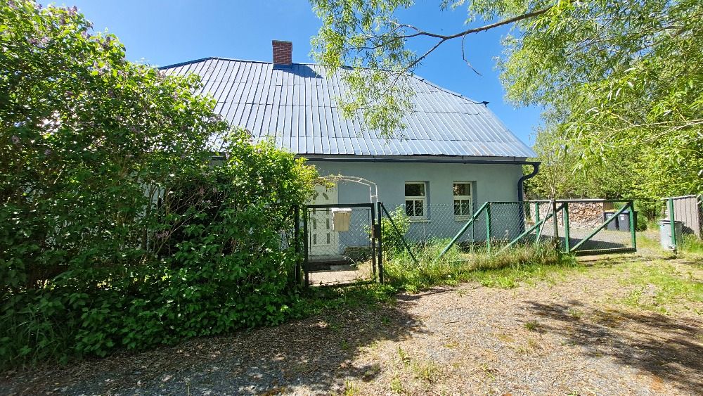 Prodej rodinného domu 180 m², pozemek 955 m² – fotografie 2