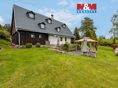 Prodej  rodinného domu 250 m², pozemek 4 516 m²