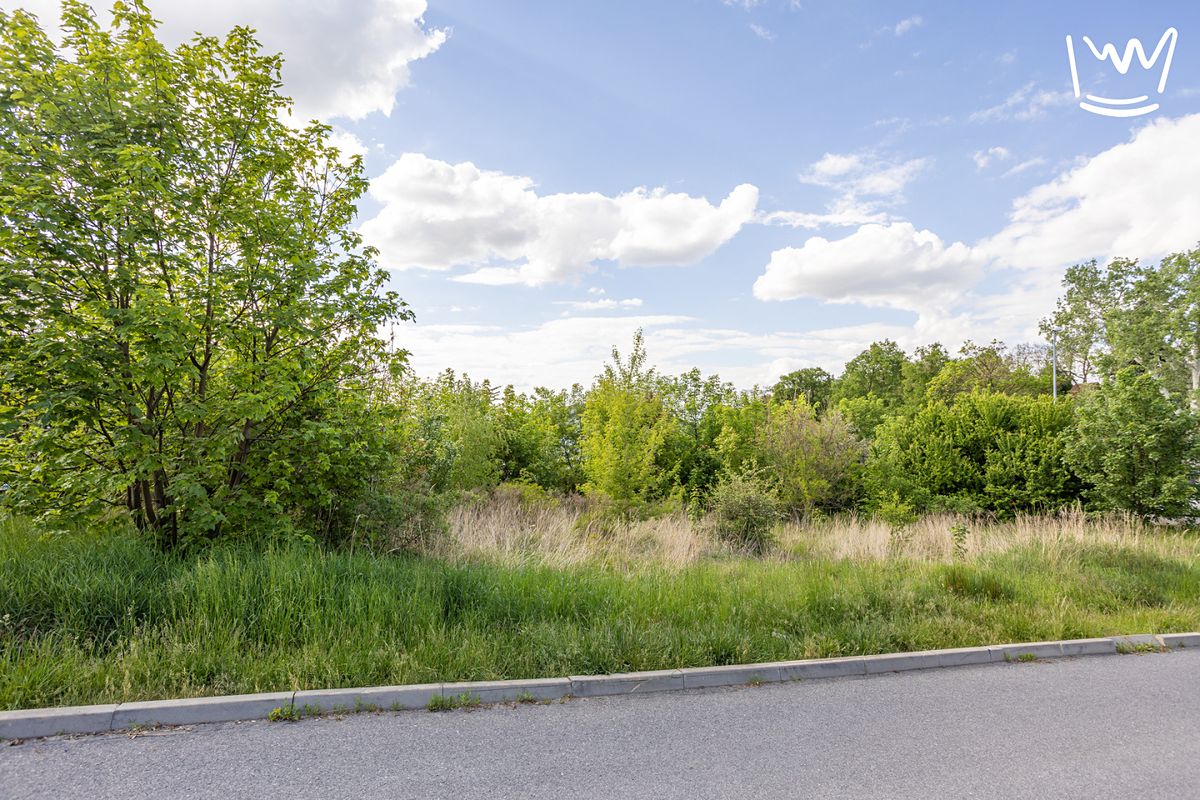 Prodej stavebního pozemku 1034 m²