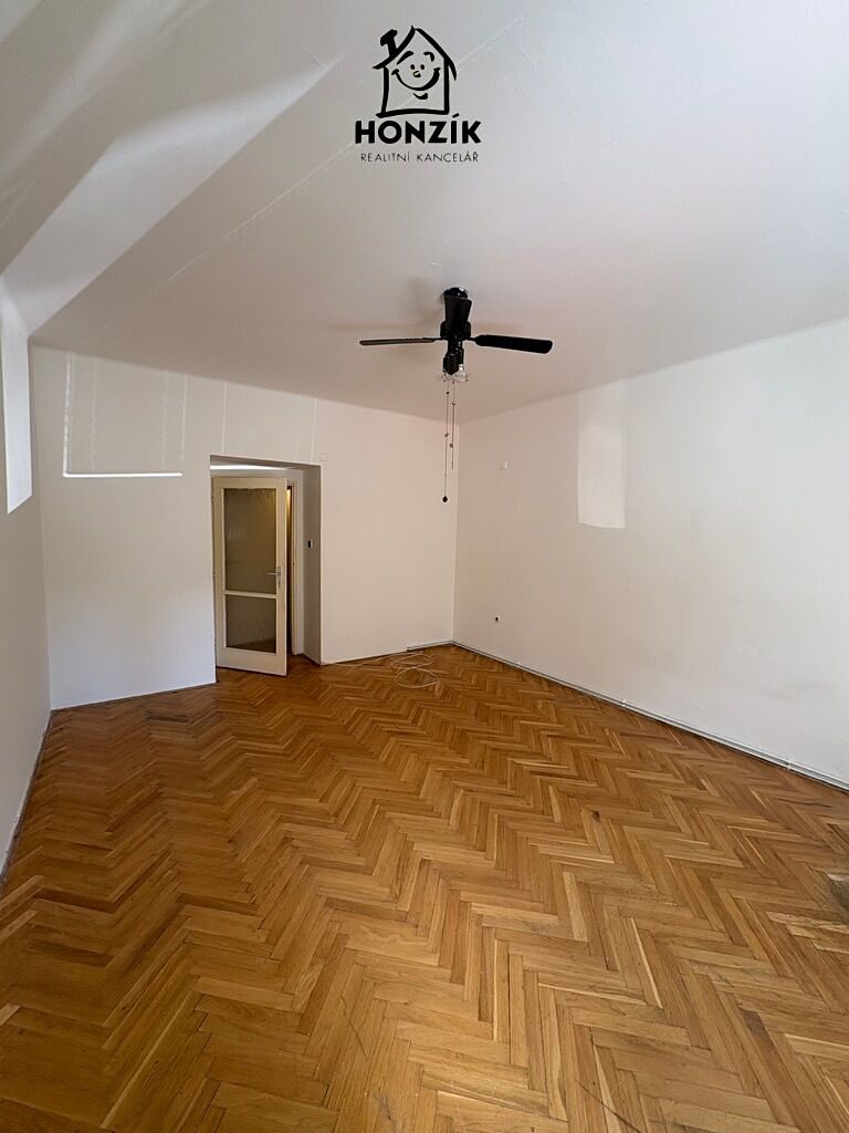 Prodej bytu 2+1 74 m² – fotografie 3