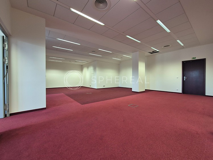 Комерційне приміщення в оренду, 221 м² (6 з 14)