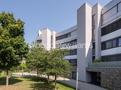 Pronájem bytu 4+kk 100 m²