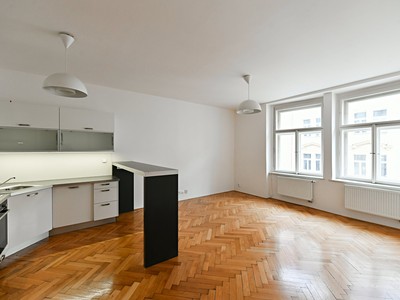 Pronájem bytu 3+kk 87 m²
