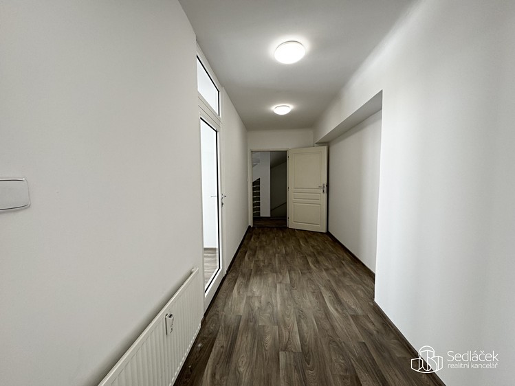 Комерційне приміщення в оренду, 102 м² (14 з 24)