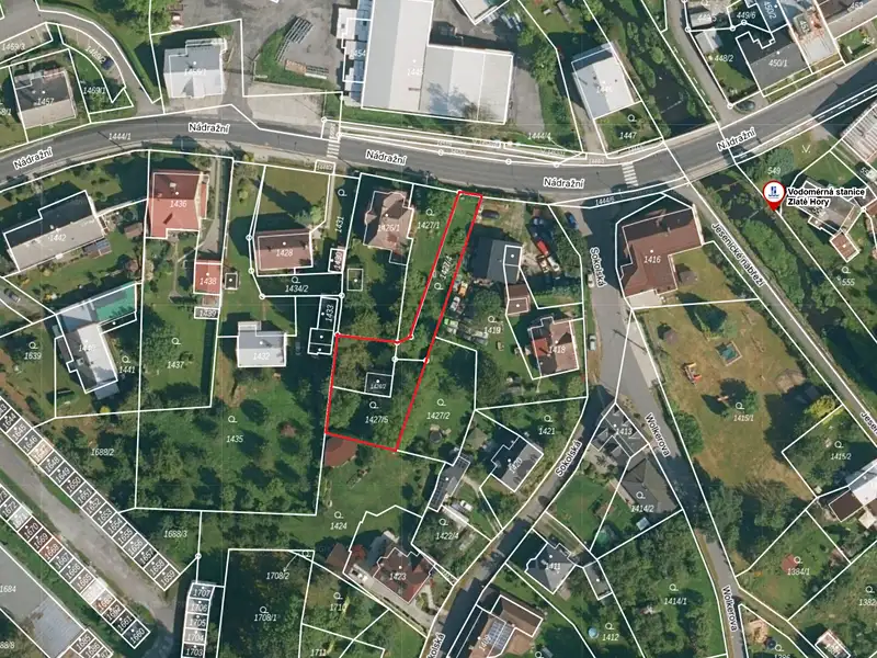 Prodej stavebního pozemku 900 m², Zlaté Hory – náhled fotky 1