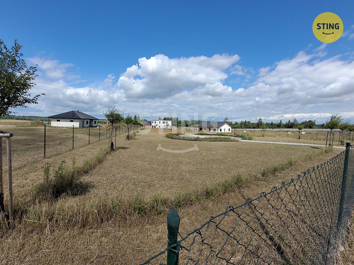 Prodej stavebního pozemku 543 m² – fotografie 3