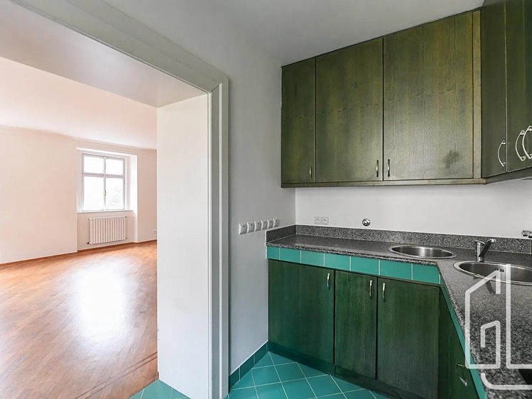 Квартира 4+1 в оренду, 178 м² (5 з 19)