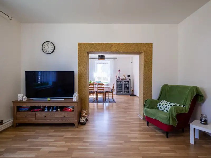 Prodej rodinného domu 280 m², pozemek 2863 m², Tichá – náhled fotky 3
