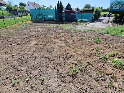 Pronájem pozemku 400 m²