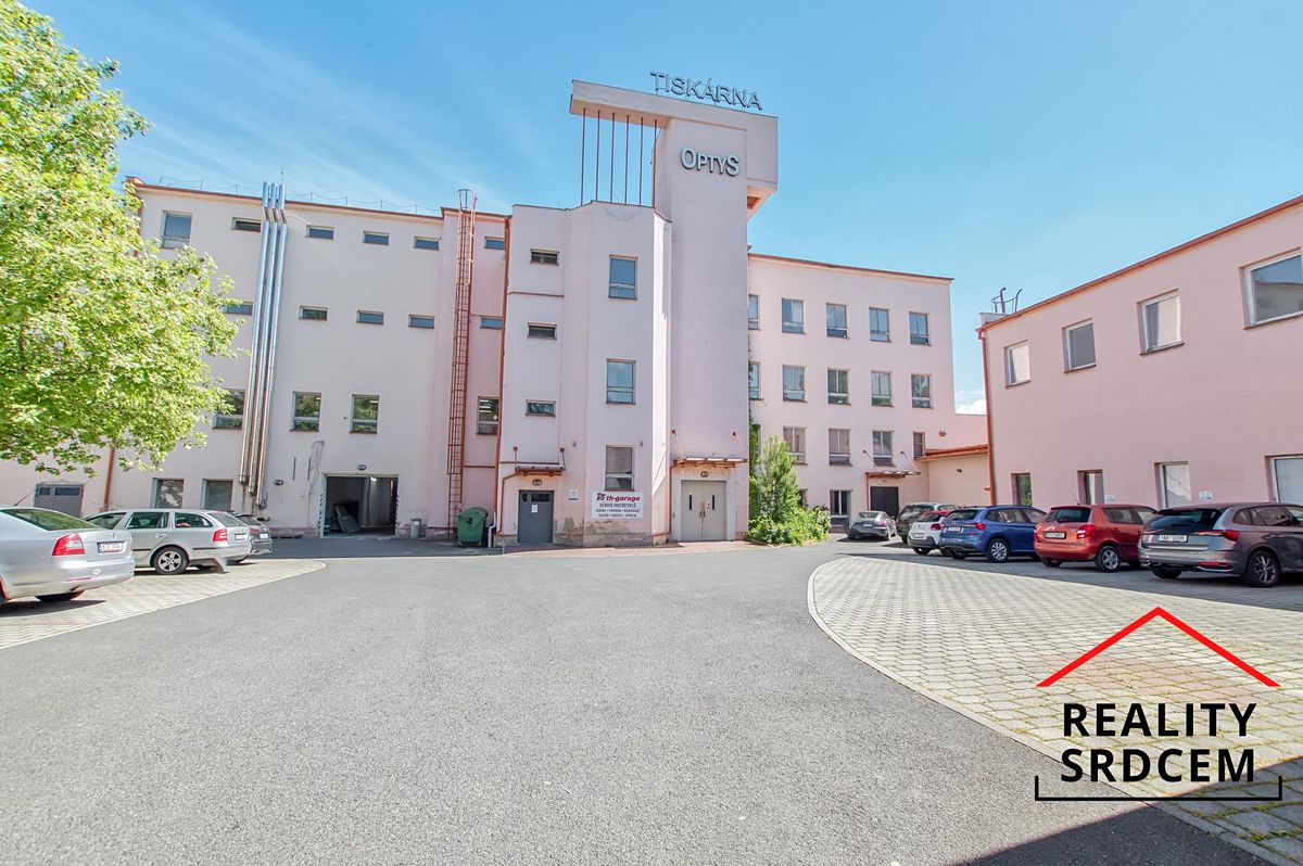 Pronájem skladového prostoru 132 m²
