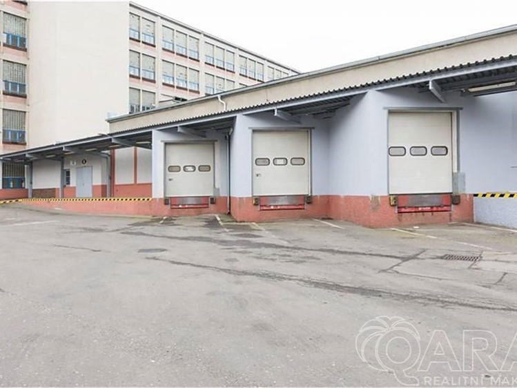 Pronájem komerčního prostoru, 4 000 m² (14 z 18)