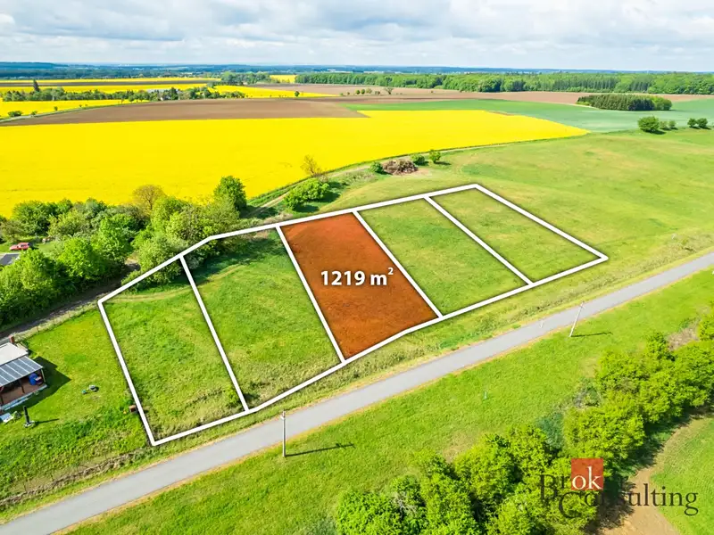 Prodej stavebního pozemku 1219 m², Boharyně – náhled fotky 1