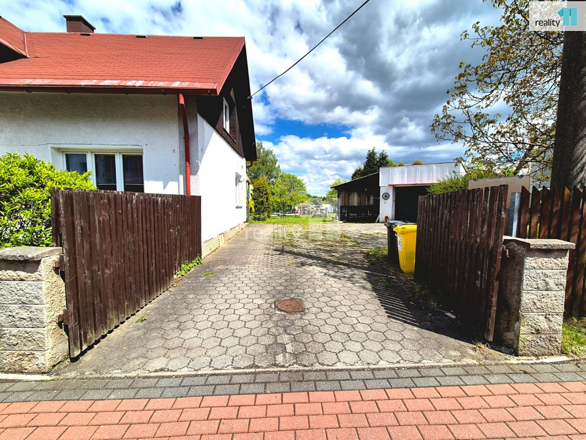 Prodej rodinného domu 154 m², pozemek 1742 m² – fotografie 3