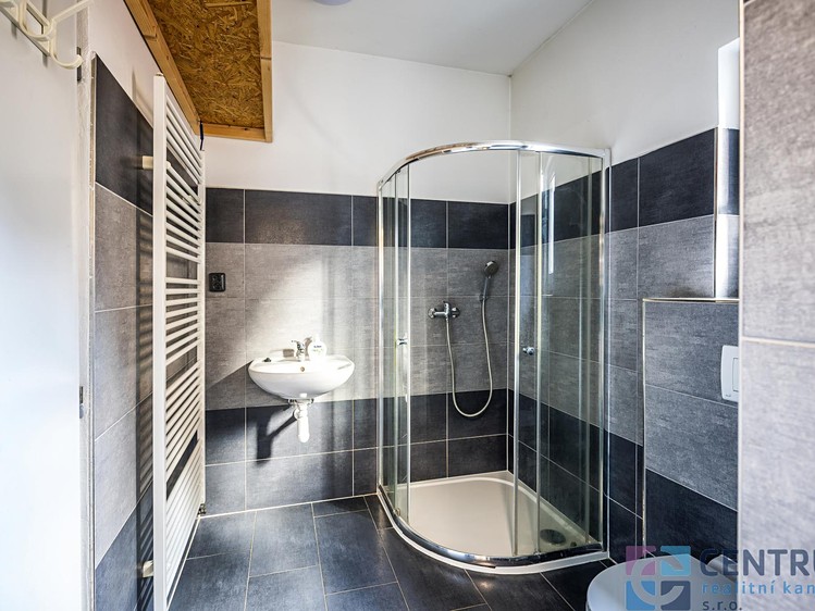 Комерційне приміщення в оренду, 176 м² (10 з 13)