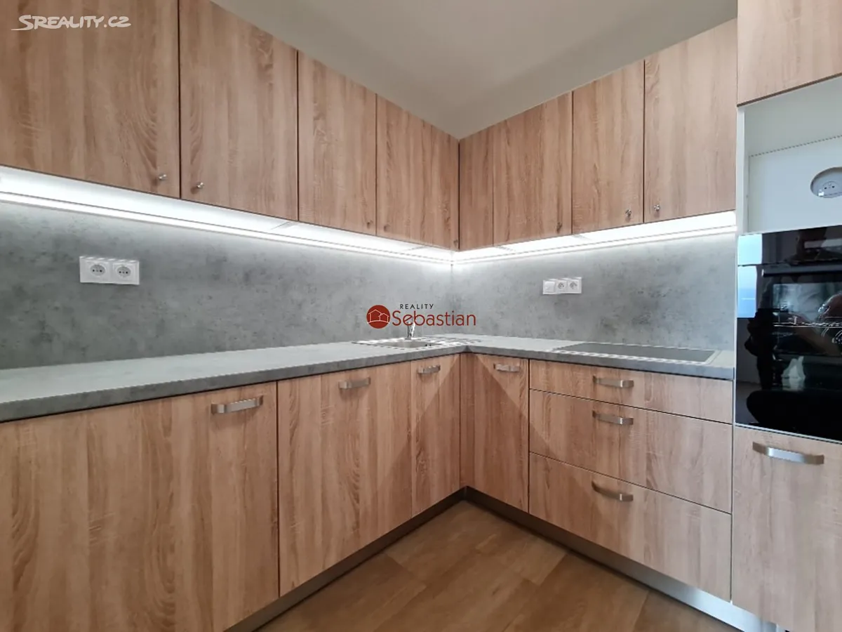 Pronájem bytu 1+1 36 m²