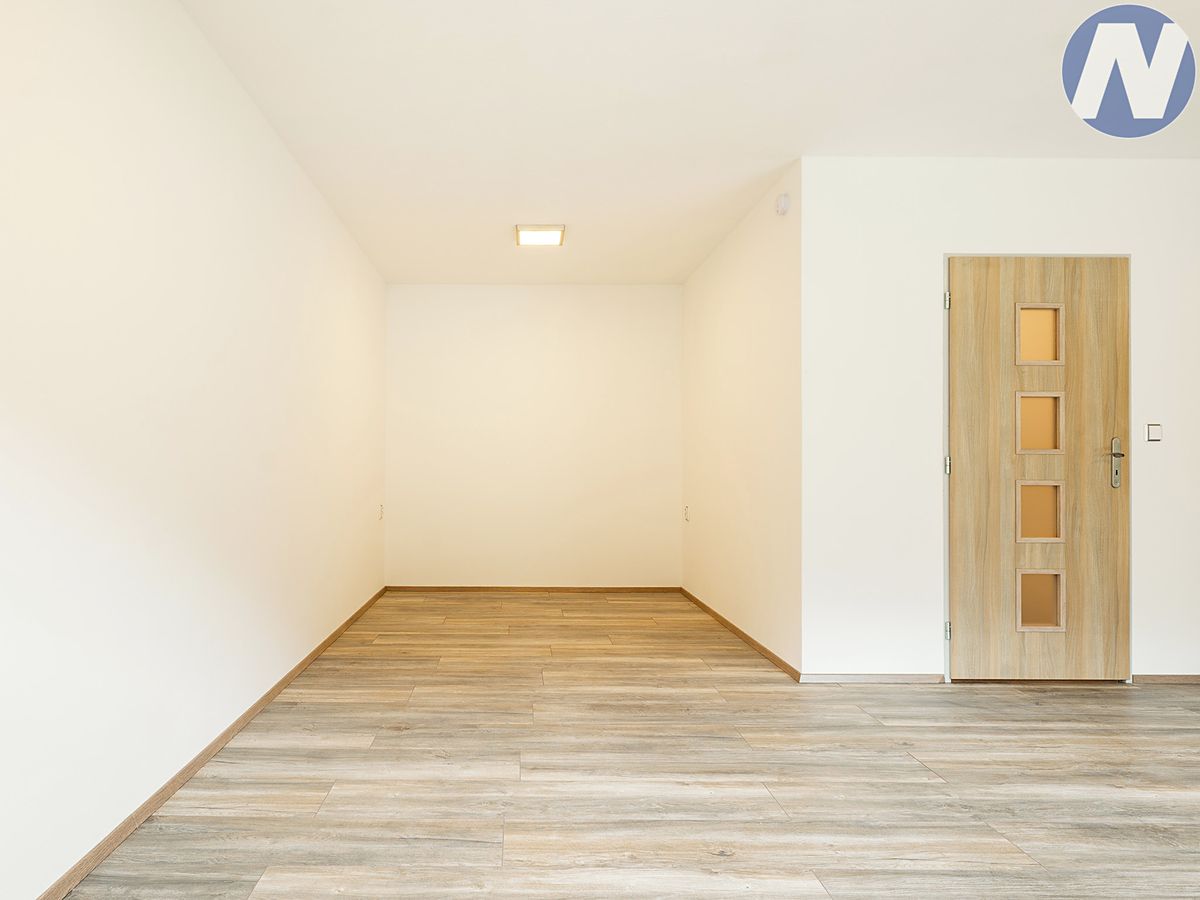 Pronájem bytu 1+kk 35 m² – fotografie 4
