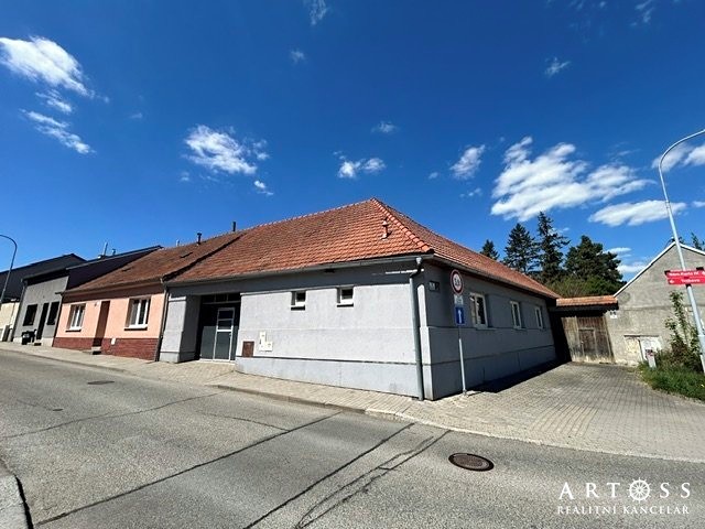 Haus zum Kauf, 110 m² (1 von 3)