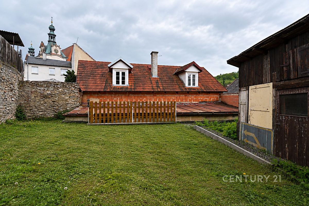 Prodej rodinného domu 143 m², pozemek 321 m² – fotografie 3