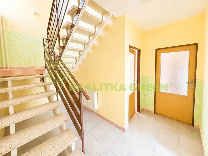 Prodej rodinného domu 150 m², pozemek 1716 m², Lipov – náhled fotky 2