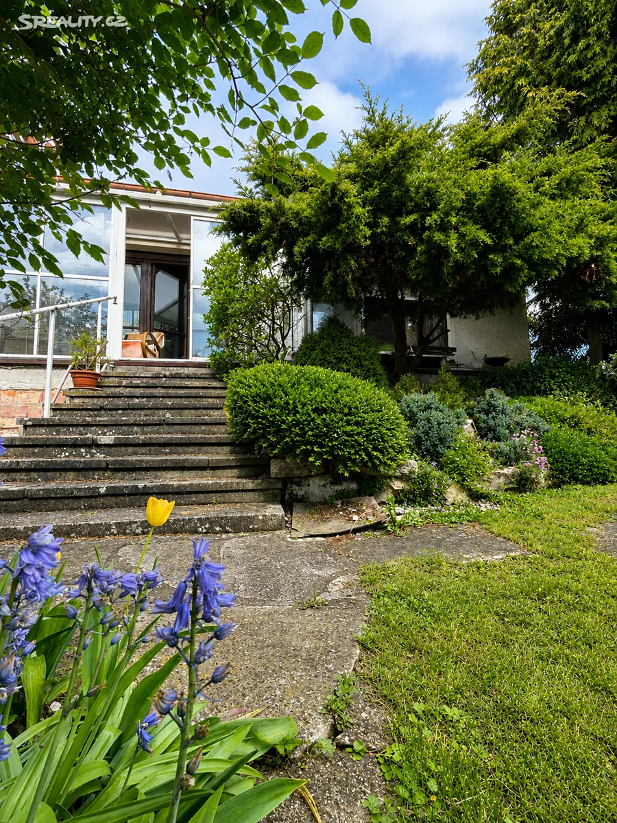 Prodej rodinného domu 203 m², pozemek 837 m² – pohled 5