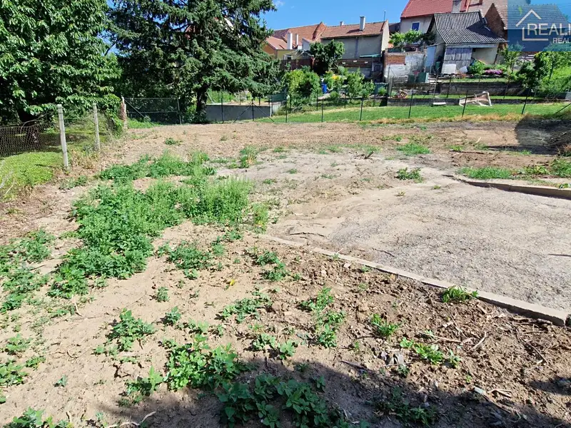 Pronájem pozemku 400 m², Určice – náhled fotky 2