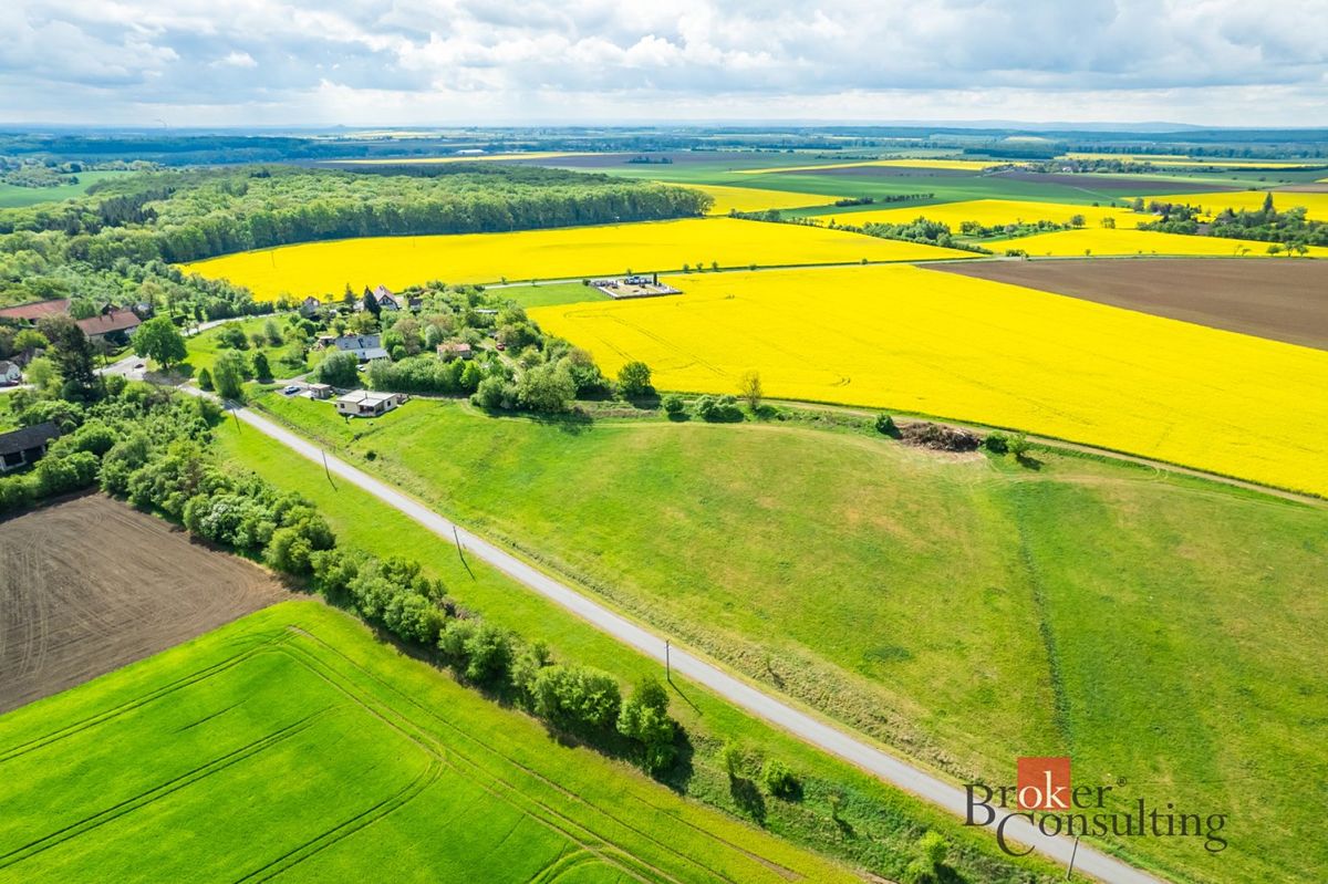 Prodej stavebního pozemku 1219 m² – fotografie 3