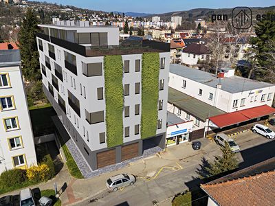 Prodej kanceláře 1300 m²