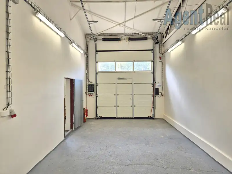 Pronájem skladového prostoru 48 m², Petrov nad Desnou – náhled fotky 2