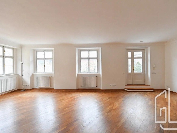 Квартира 4+1 в оренду, 178 м² (16 з 19)