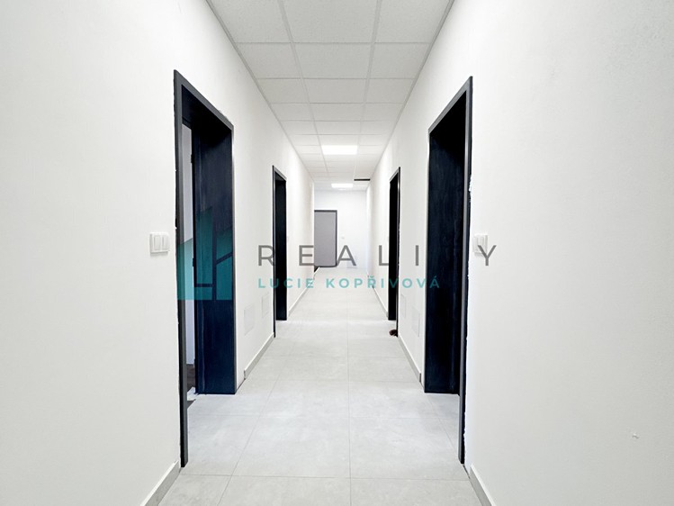 Квартира 3+kk в оренду, 81 м² (15 з 22)