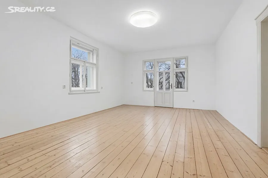 Prodej vily 321 m², pozemek 1044 m² - More