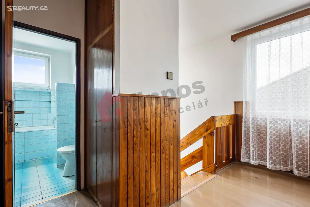 Prodej vily 210 m², pozemek 1048 m² – další