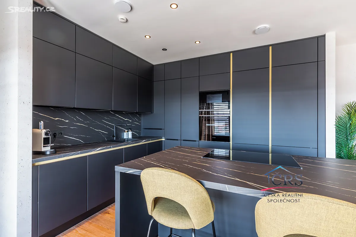 Prodej rodinného domu 151 m², pozemek 775 m² – pohled 6