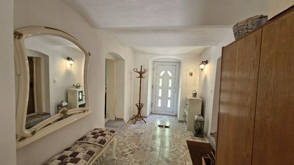Prodej rodinného domu 180 m², pozemek 955 m² – fotografie 3
